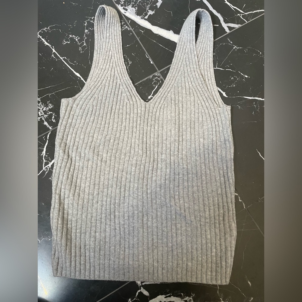 Gap CashSoft Rib Tank Top - Picture 4 of 7